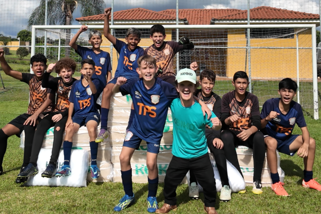  Keiko Colchões é patrocinadora oficial doEsporte Clube Laranja Mecânica Arapongas